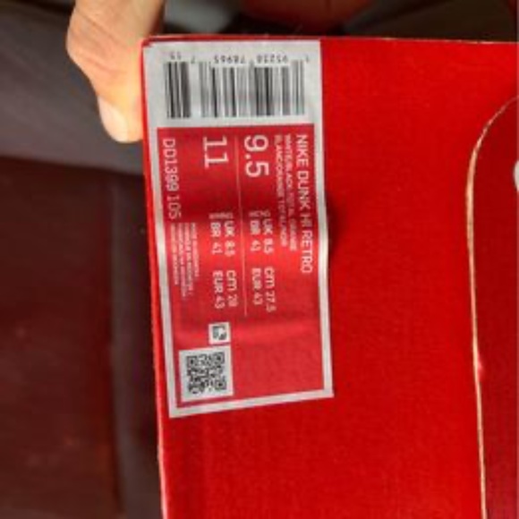 Nike Dunks Hi Top Panda 9.5 - Picture 5 of 6